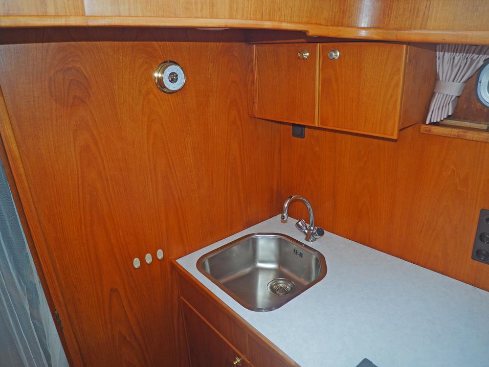 Fore ship, Accommodation